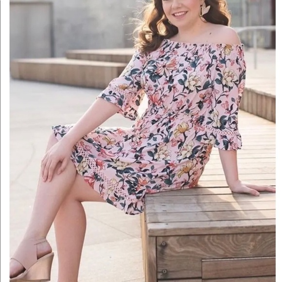 Lulu’s floral Summer dress off the shoulder Sz L Beach wedding - Picture 2 of 4